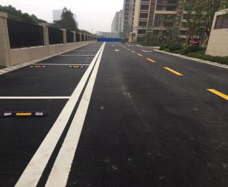 蘇州停車位劃線多少錢? 小區(qū)停車場劃線施工價格?
