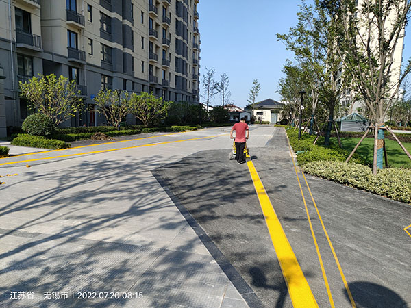 無錫小區(qū)道路劃線,無錫道路劃線找飛揚(yáng)市政 無錫小區(qū)道路劃線,無錫道路劃線找飛揚(yáng)市政